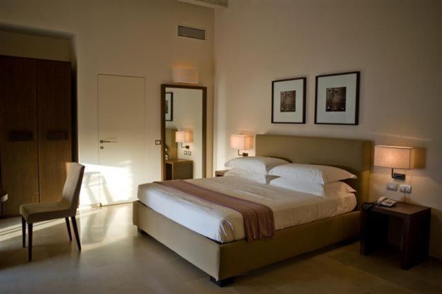 Mare Resort Трани Стая снимка
